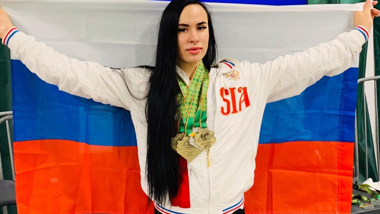 Приморская спортсменка Ангелина Еловикова стала чемпионкой Европы по пауэрлифтингу