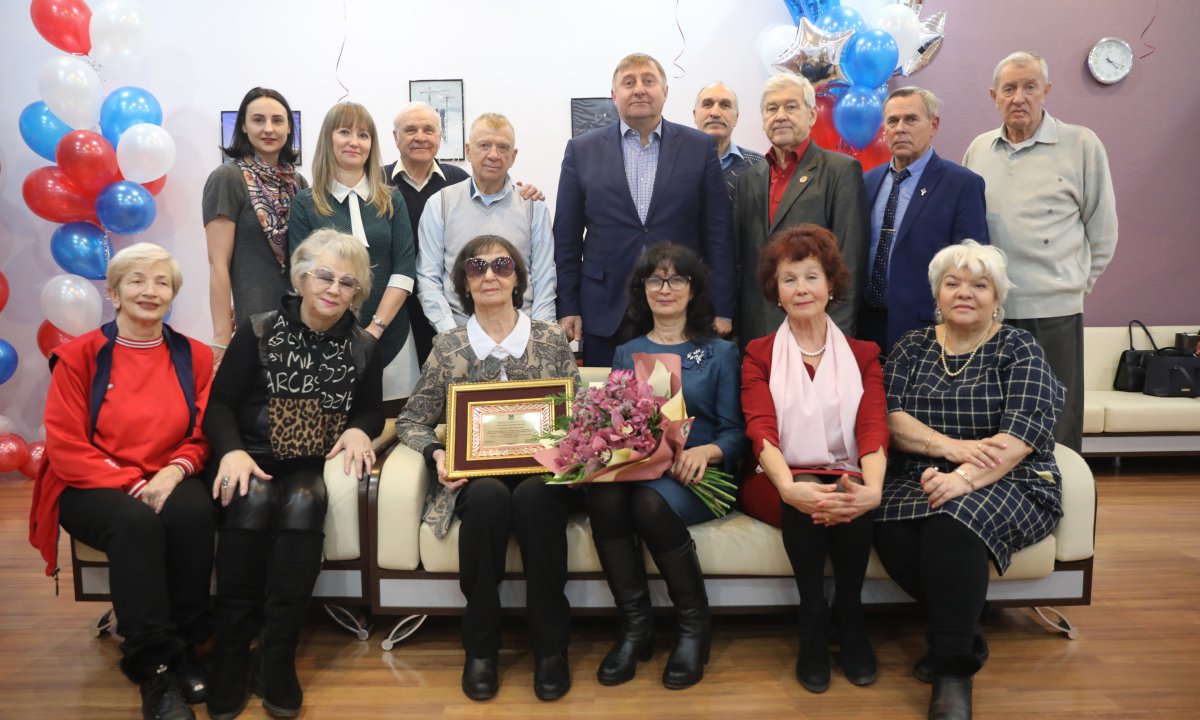 С 90-летним юбилеем поздравили Лидию Ощепкову