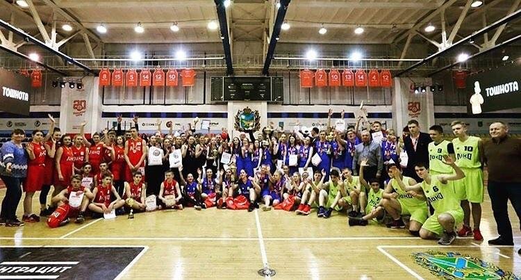 Баскетболисты Владивостока и Сибирцево стали победителями регионального этапа лиги «Локобаскет»