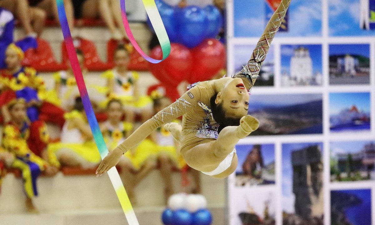 Гимнастки Приморского края завоевали серебро на чемпионате ДФО