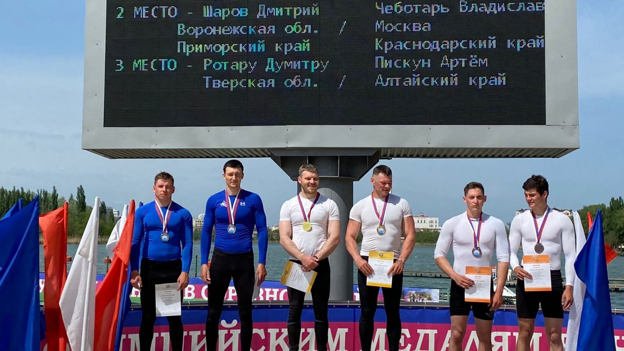 Десять медалей на Кубке России выиграли приморские гребцы