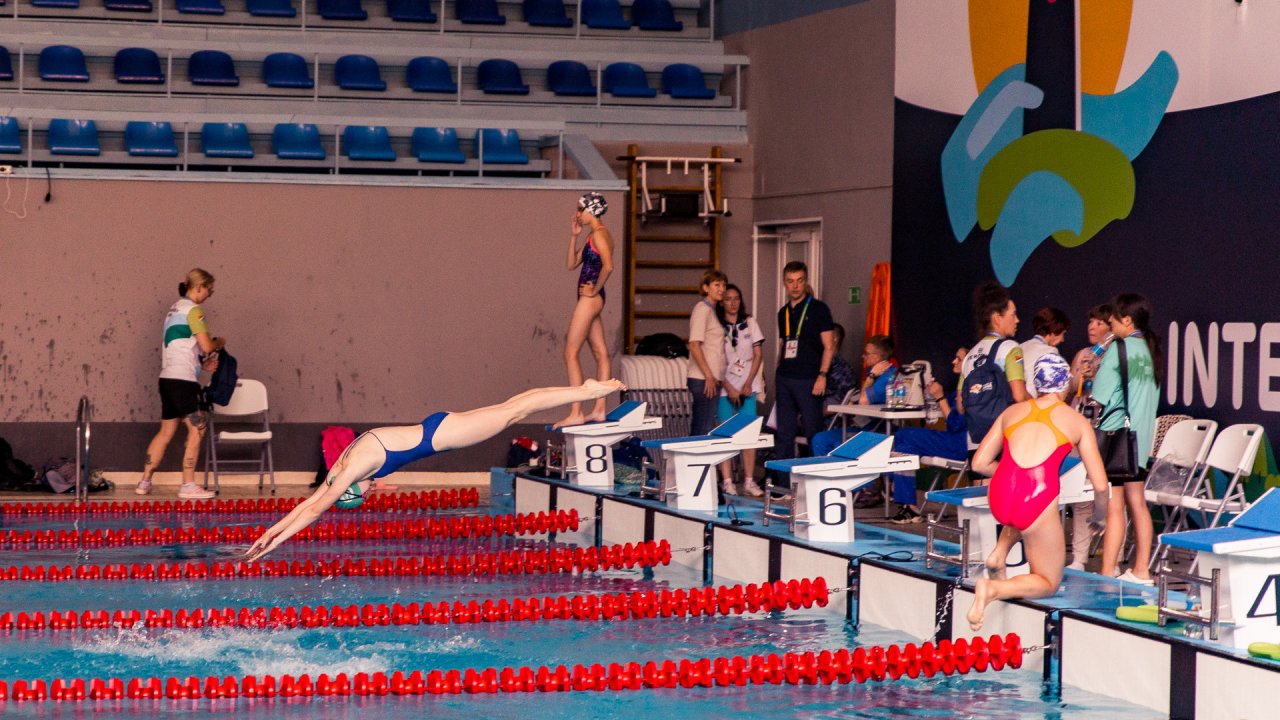 Первая тренировка по плаванию прошла в спорткомплексе «Олимпиец» в рамках подготовки к играм «Дети Азии»