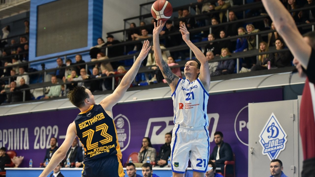 Баскетболисты «Динамо» победили во Владивостоке «Химки»