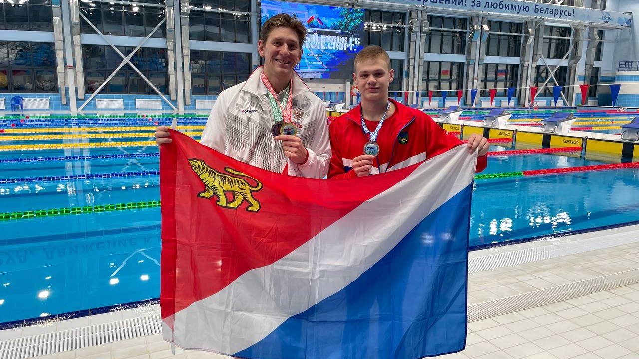 Виталий Оботин успешно выступил на Кубке Беларуси по плаванию среди глухих